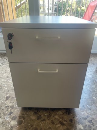 Cajonera oficina con ruedas y llave