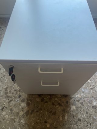 Cajonera oficina con ruedas y llave