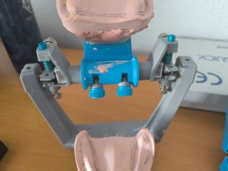 Articulador Quickmaster con arco facial