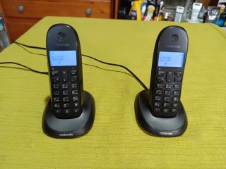 2 Motorola Fijos Negros