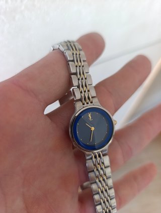 Reloj Yves Saint Laurent azul y plateado