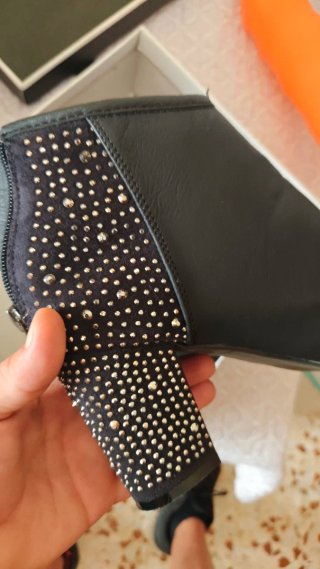 Botines negros mujer con pedrería