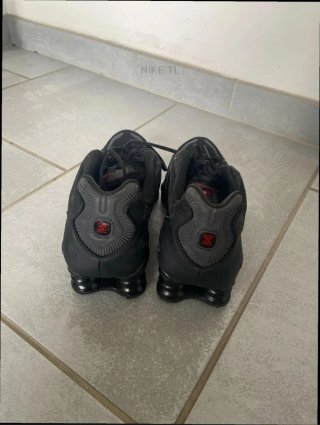 Nike Shox TL Talla 40 Negro Naranja