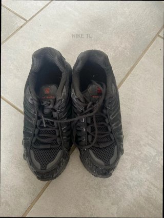 Nike Shox TL Talla 40 Negro Naranja