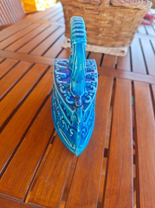 Caja cerámica azul forma plancha
