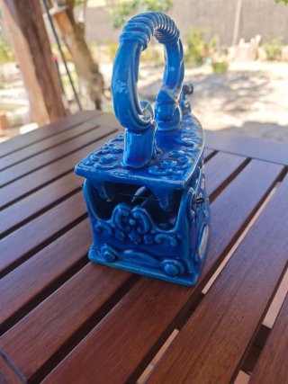 Caja cerámica azul forma plancha