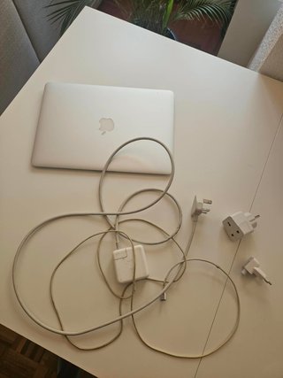 MacBook Air 13 2015 i7 2.2GHz 8GB RAM 256GB SSD