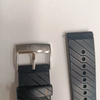 Correa de reloj Suunto silicona negra.. 34mm