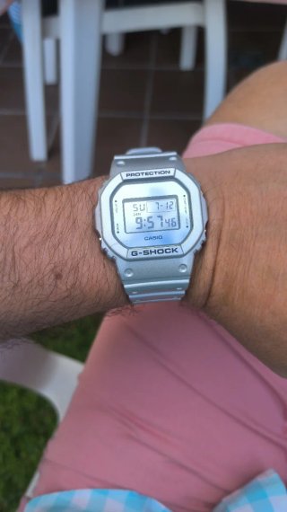 Reloj Casio G-Shock DW-5600 Forbidden Future