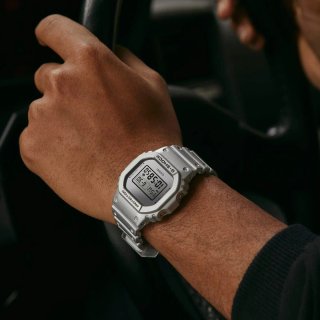 Reloj Casio G-Shock DW-5600 Forbidden Future