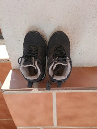 Botas Columbia Niños Talla 27