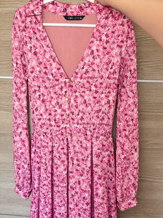 Vestido floral Zara