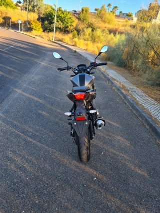 Benelli BN 125cc Moto Naked Gris