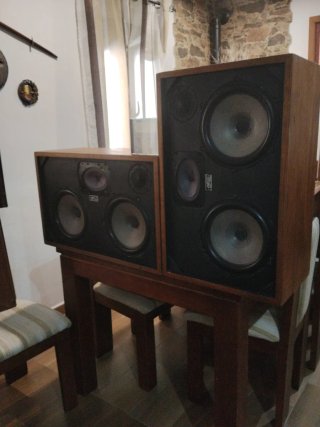 Altavoces Seas Kit60