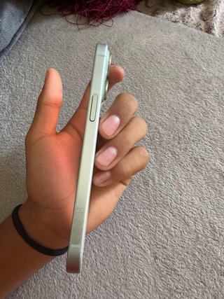 iPhone 15 Verde/Plateado