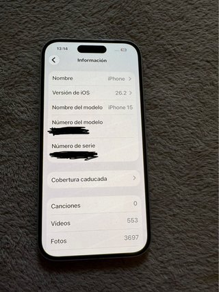 iPhone 15 Verde/Plateado