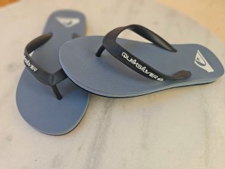 Chanclas Quiksilver Talla 41 Azul y Negro