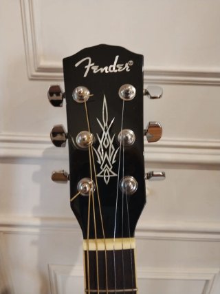 Guitarra Acústica Fender T-Bucket 200.