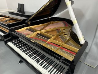 Piano de Cola Yamaha C3 Negro GARANTIA 15 AÑOS