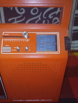 Radio Casete Vanguard Naranja