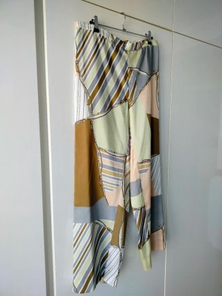Pantalón ancho estampado