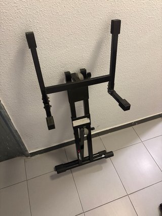 Soporte para amplificador/monitor
