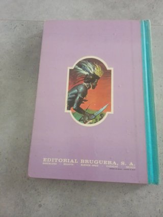 Libro grafico a todo color de famosas novelas