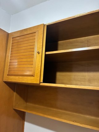 Armario de madera tipo barco