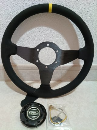 Volante desplazado piel vuelta