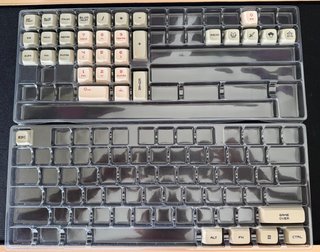 Teclado Gaming Retro Mecánico RGB Nyby83 Rem83