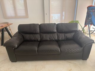 Sofá de piel Natuzzi marrón