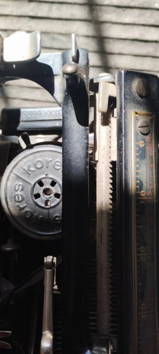 Máquina de escribir Underwood antigua