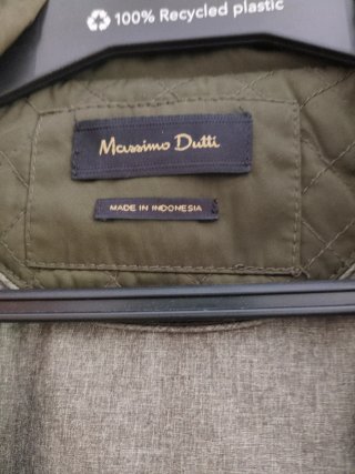 Chaqueta Massimo Dutti verde militar