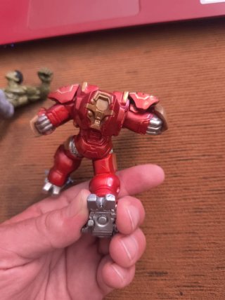 Figuras Hulkbuster vs Hulk 8 cm