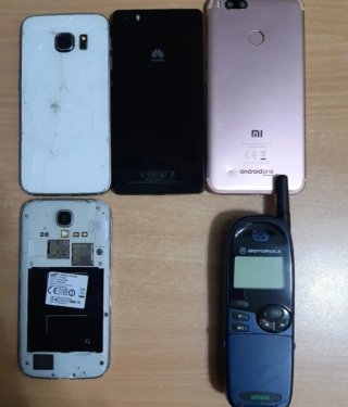 Lote 8 Móviles ( Para Piezas )