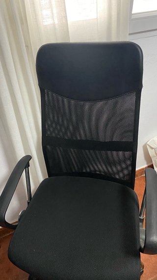 Silla de escritorio cómoda negra