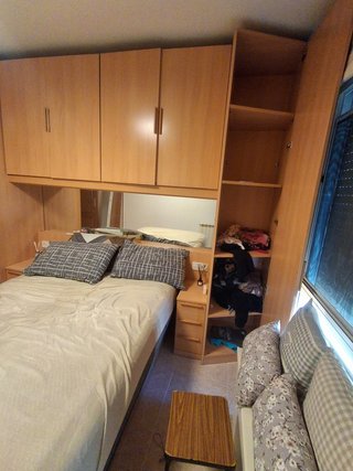Conjunto habitación de matrimonio + cama