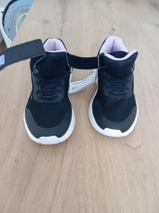 Zapatillas niña Merkal negras y rosas talla 31