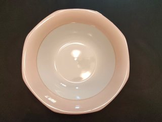Vajilla porcelana rosa y blanca