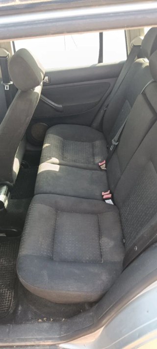 Volkswagen Golf 2001