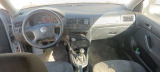 Volkswagen Golf 2001