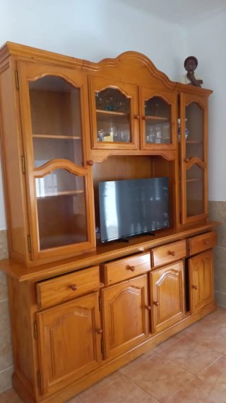 Mueble Comedor Madera y Cristal