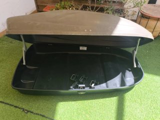Baúl portaequipajes coche