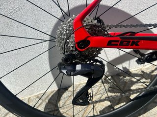 Bicicleta Carretera Carbono CBK Ultegra Di2 12v