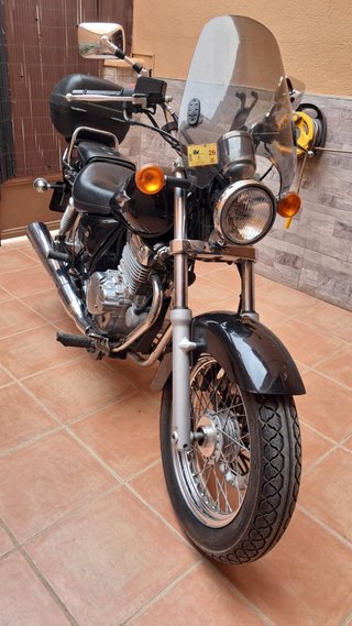 Suzuki Marauder 250cc Negra