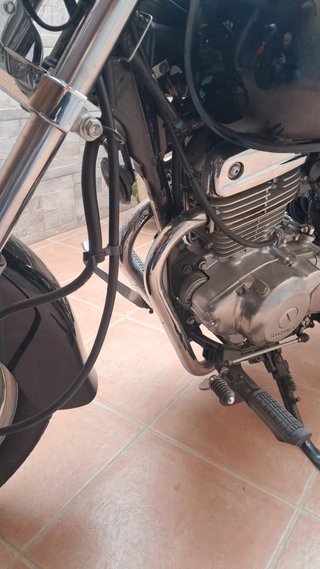 Suzuki Marauder 250cc Negra