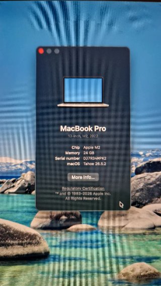 MacBook Pro 13" M2 24GB
