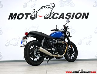TRIUMPH STREET TWIN 900 -A2-
