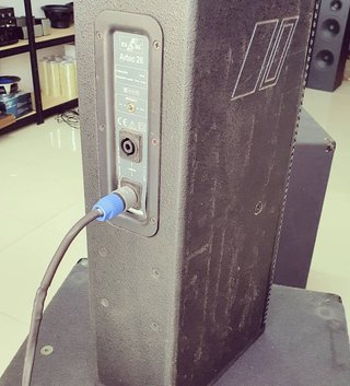 Altavoces DAS Artec 26