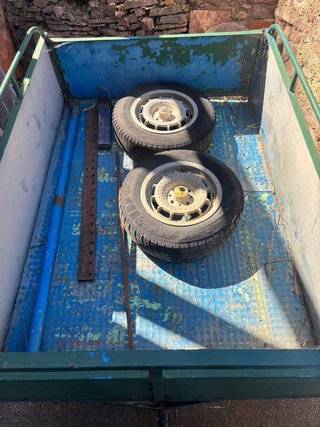 Remolque para motocultor, tractor o segadora